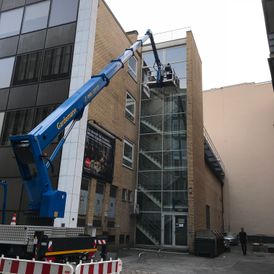 Francesco Gjoka Glas- und Gebäudereinigung - Gebäude