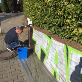 Francesco Gjoka Glas- und Gebäudereinigung - Graffiti-Enfernung